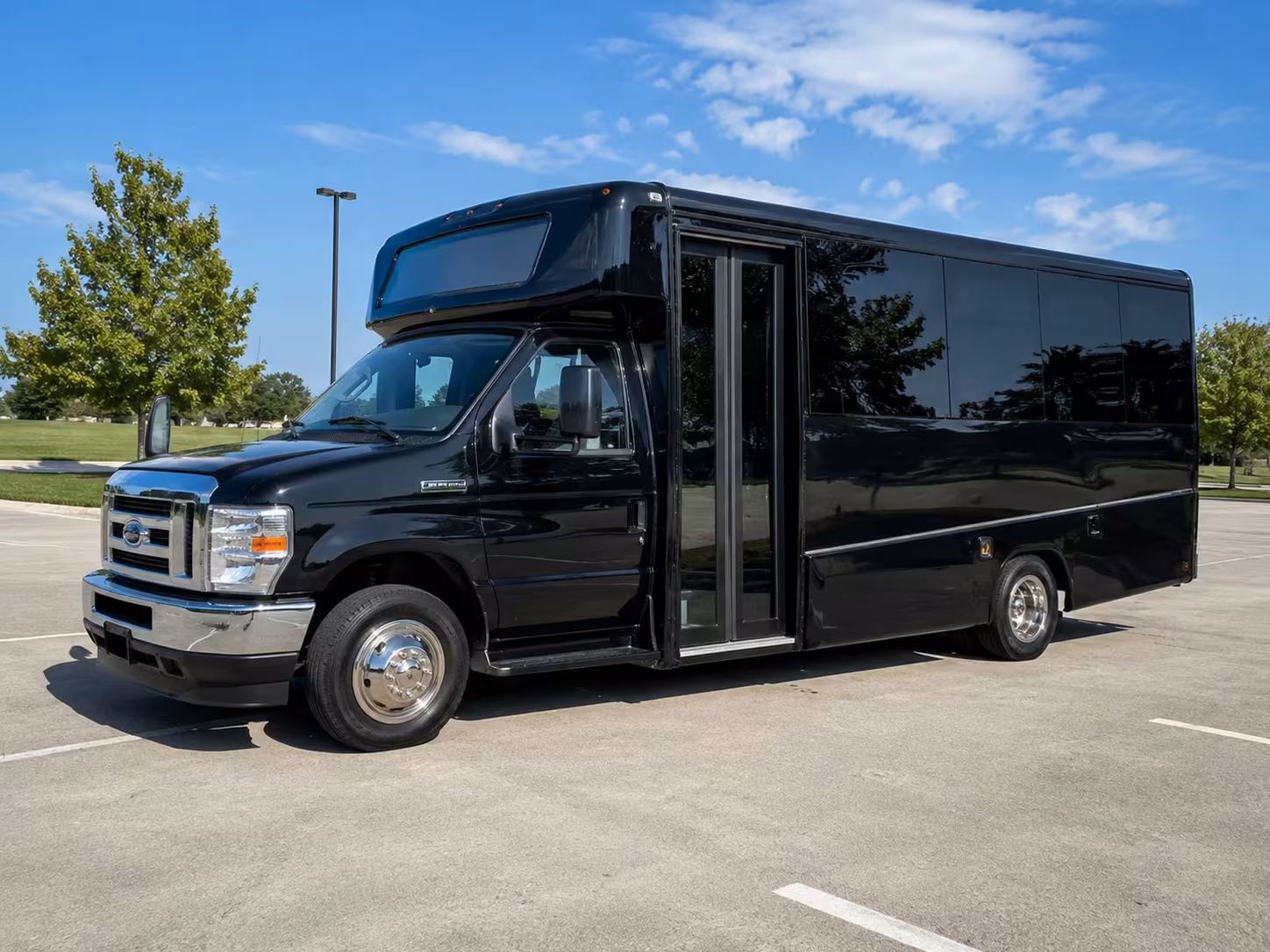 15 passenger minibus