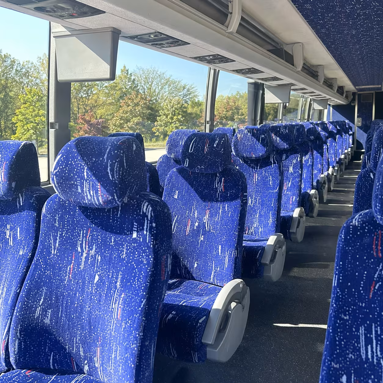 charter bus rentals for modesto centre plaza concerts