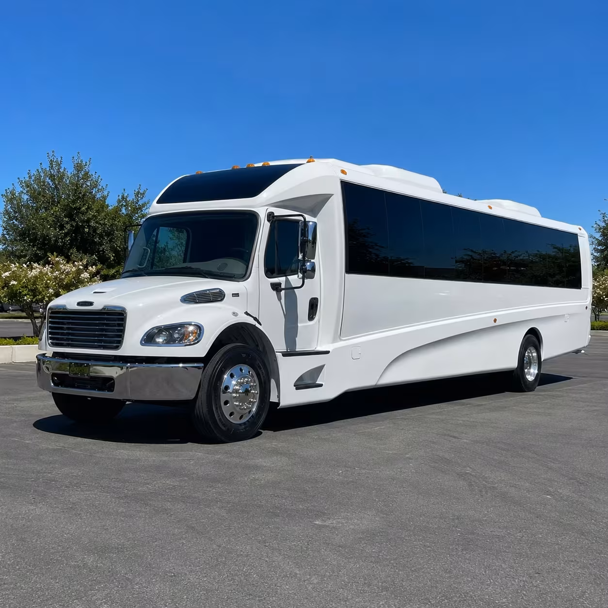 modesto 30 passenger minibus rental