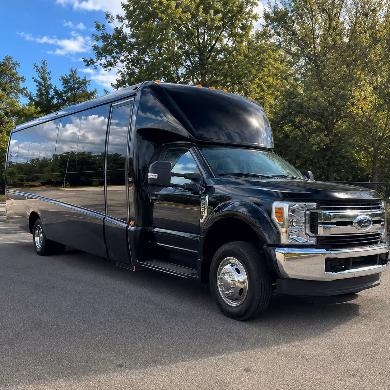 school field trip bus rentals in modesto